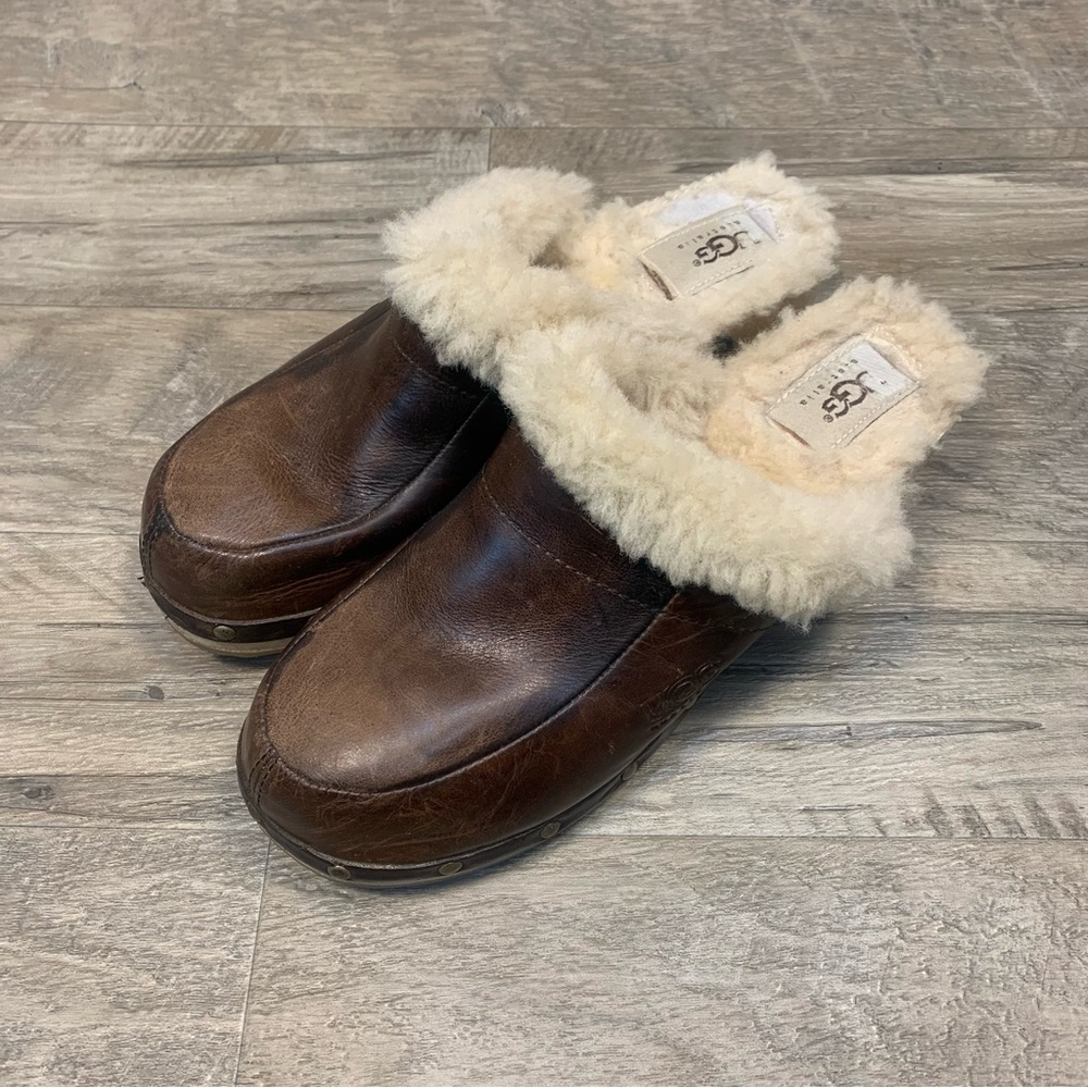 UGG Leather Kalie Clogs Sheepskin Slip On Shoes Slippers - Picture 3 of 12